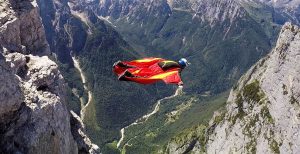 Olahraga Ekstrem Wingsuit Flying